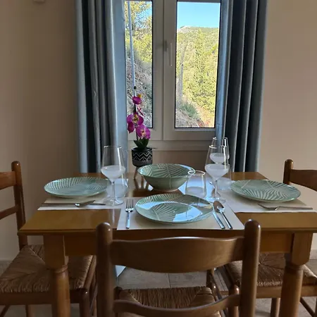 Assos Blue House Apartment