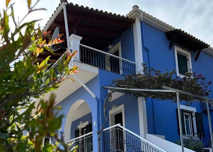 Assos Blue House Apartment