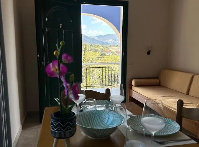 Apartment Assos Blue House *